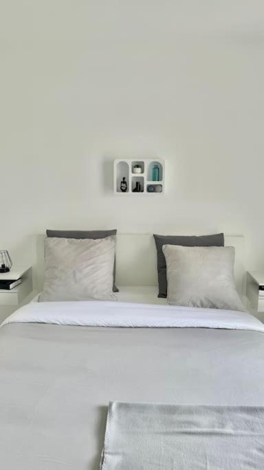 Chic Et Cosy Appartement Epure - T3 Courcouronnes Exterior photo